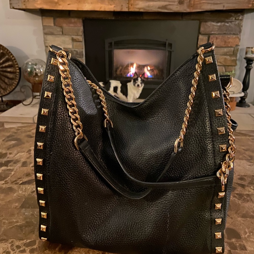 Michael Kors gold metal w/ black pebbled leather bag satchel Medium size - Picture 2 of 8